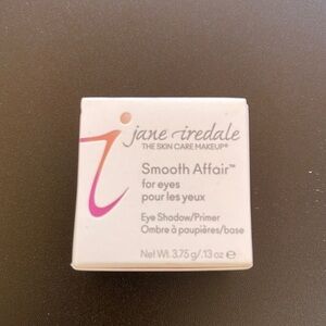 Jane Iredale smooth Affair for eyes eyeshadow / primer “ICED BROWN”